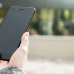 takova-telefonni-cisla-pritahuji-k-majiteli-penize-a-lasku-maji.webp.webp